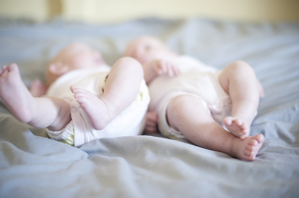 Newborn Twins Photo Session 13