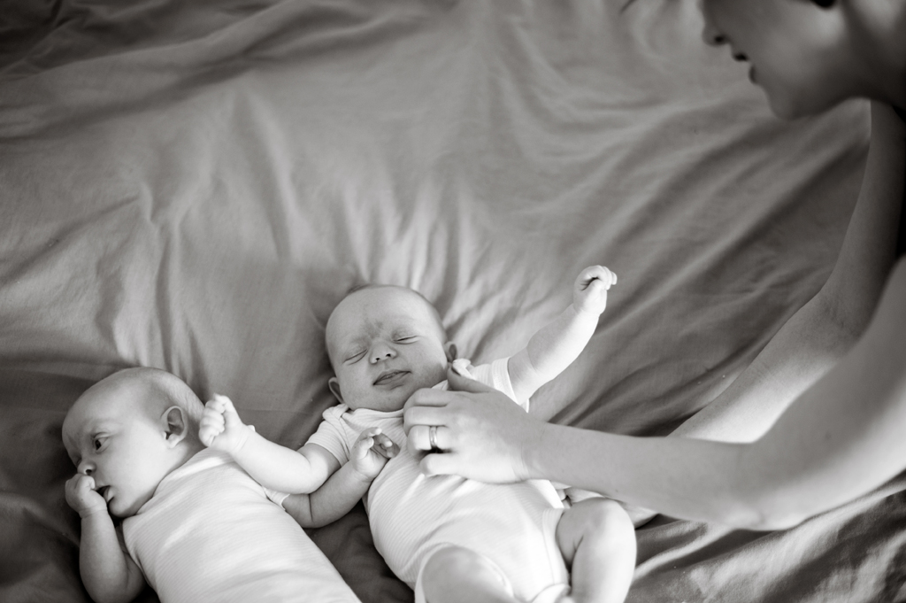 Newborn Twins Photo Session 16